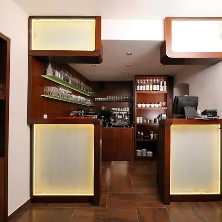 Caramell Hotel Louny