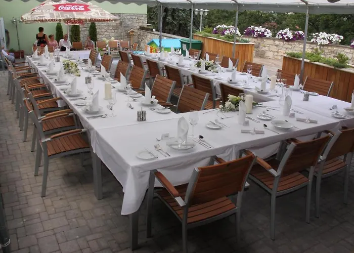 Hotel Caramell Louny